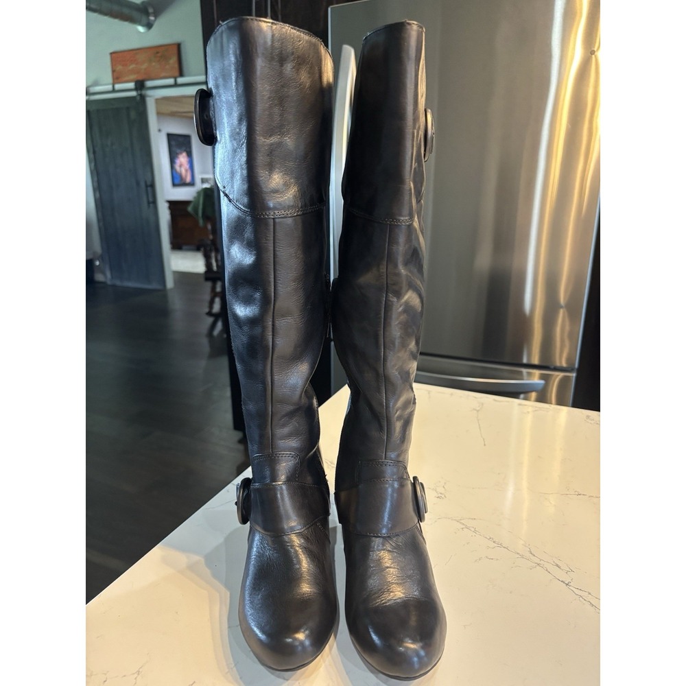 Born Crown W32543 Womens Black Leather Block Heel Buckle Strap Boots Size 9
